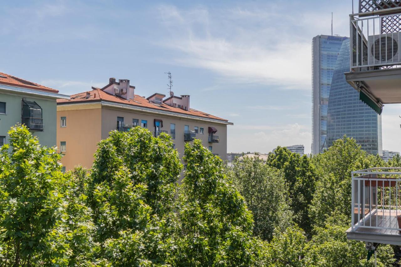 Big Apartment - Alcuino 7 Milan Exterior photo
